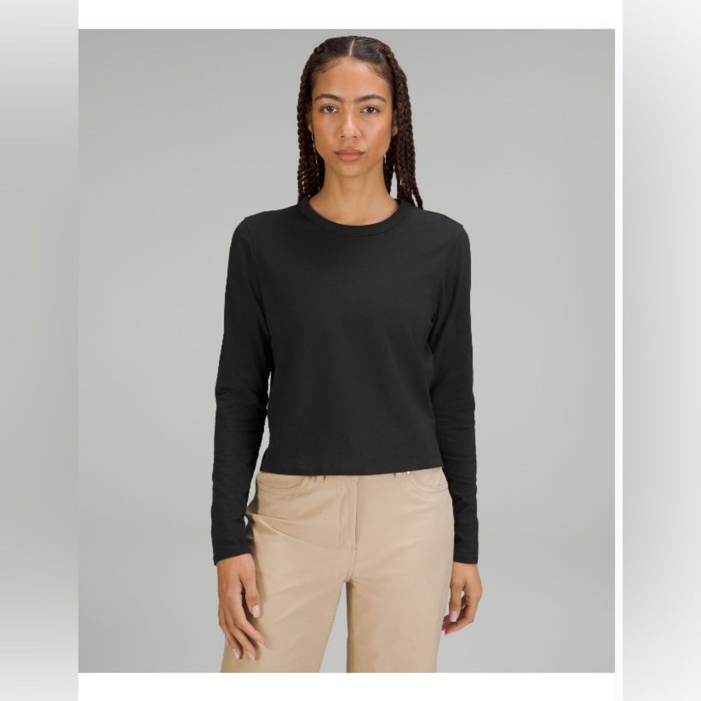 Lululemon black classic fit cotton blend long sleeve t-shirt